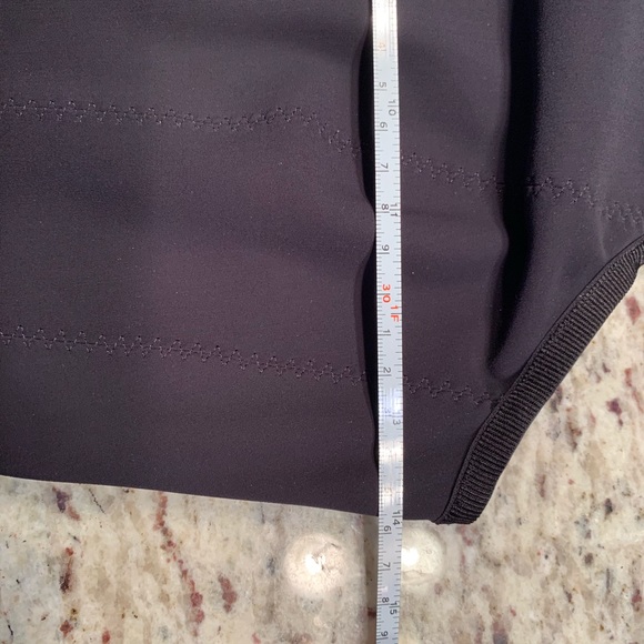 LULULEMON Here to There Dress - Picture 2 of 6